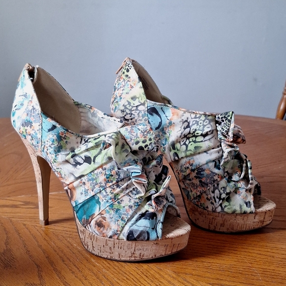 Nine West Heels - Picture 1 of 7